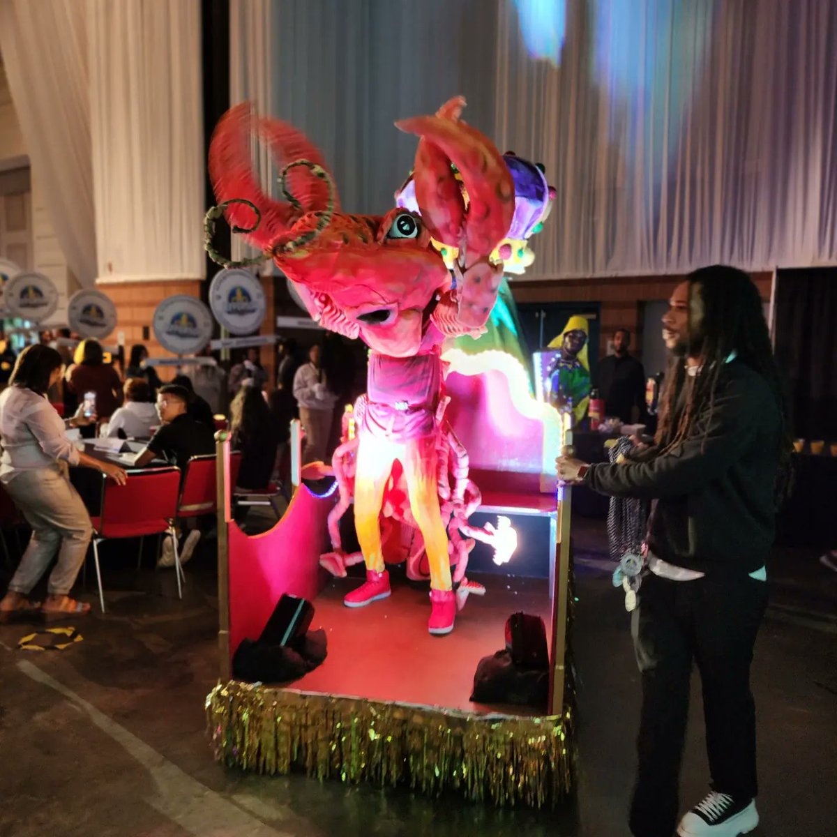 Calvin Mackie tweet media