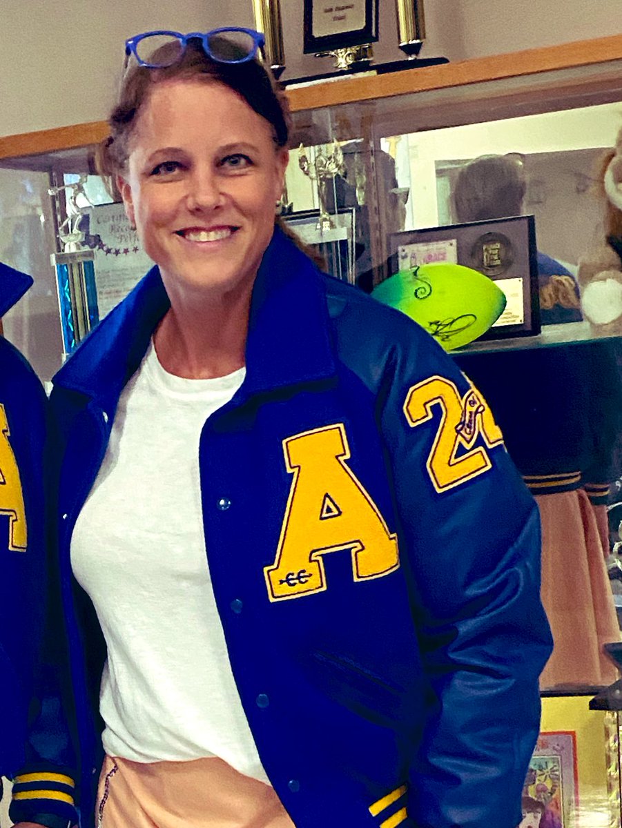 Happy Librarian's Day to our very own Mrs. Brawner. We are lucky to have her at WE!  #BETHEWE  #watchusgrow