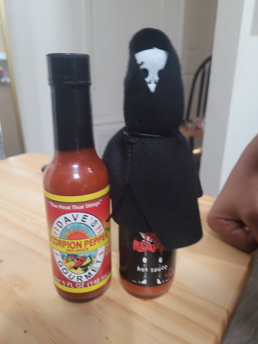 Killacamron86's tweet image. Spicy ramen challenge with my kids come hang out on stream it's always a good time with them. I think I regret this already link in replies  #Food
#tastesogood 

@discordstreams @streamviewers