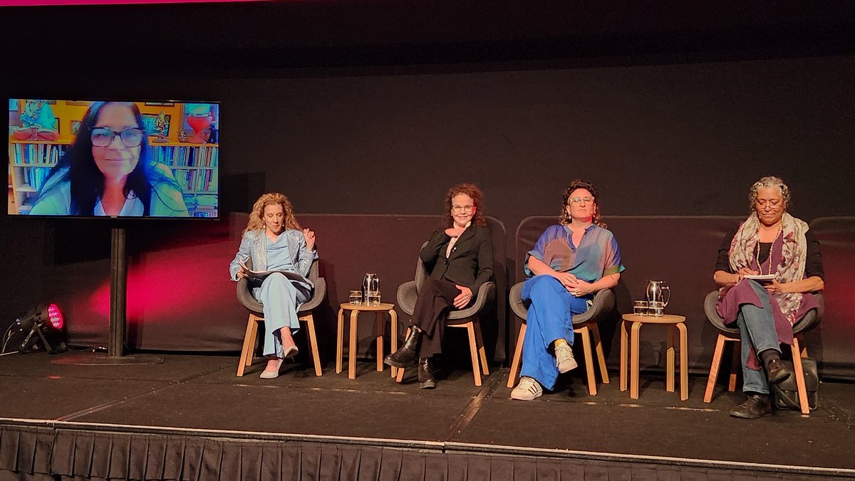 raphaelitequeen's tweet photo. Ageing on Screen panel with Madeline Di Nonno, Rachael Maza, Sigrid Thornton, Sophie Hyde &amp; Anousha Zarkesh. Sigrid talking about how acting is a career for women where excellence is actually encouraged.  #acmiconversations #BeingSeenOnTheScreen https://t.co/cdbzOl8j5X