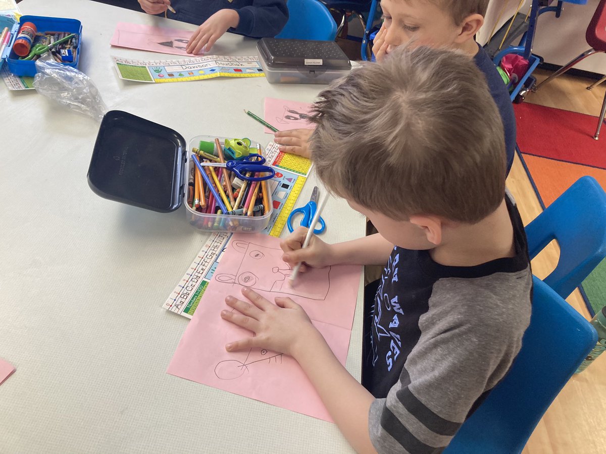 Our Kinders showing their knowledge of 2D shapes by following directions to create these animal drawings! <a href="/AlixMACSchool/">Alix MAC School</a> @wcps72 #AXele2 #AXele7 #AXele8