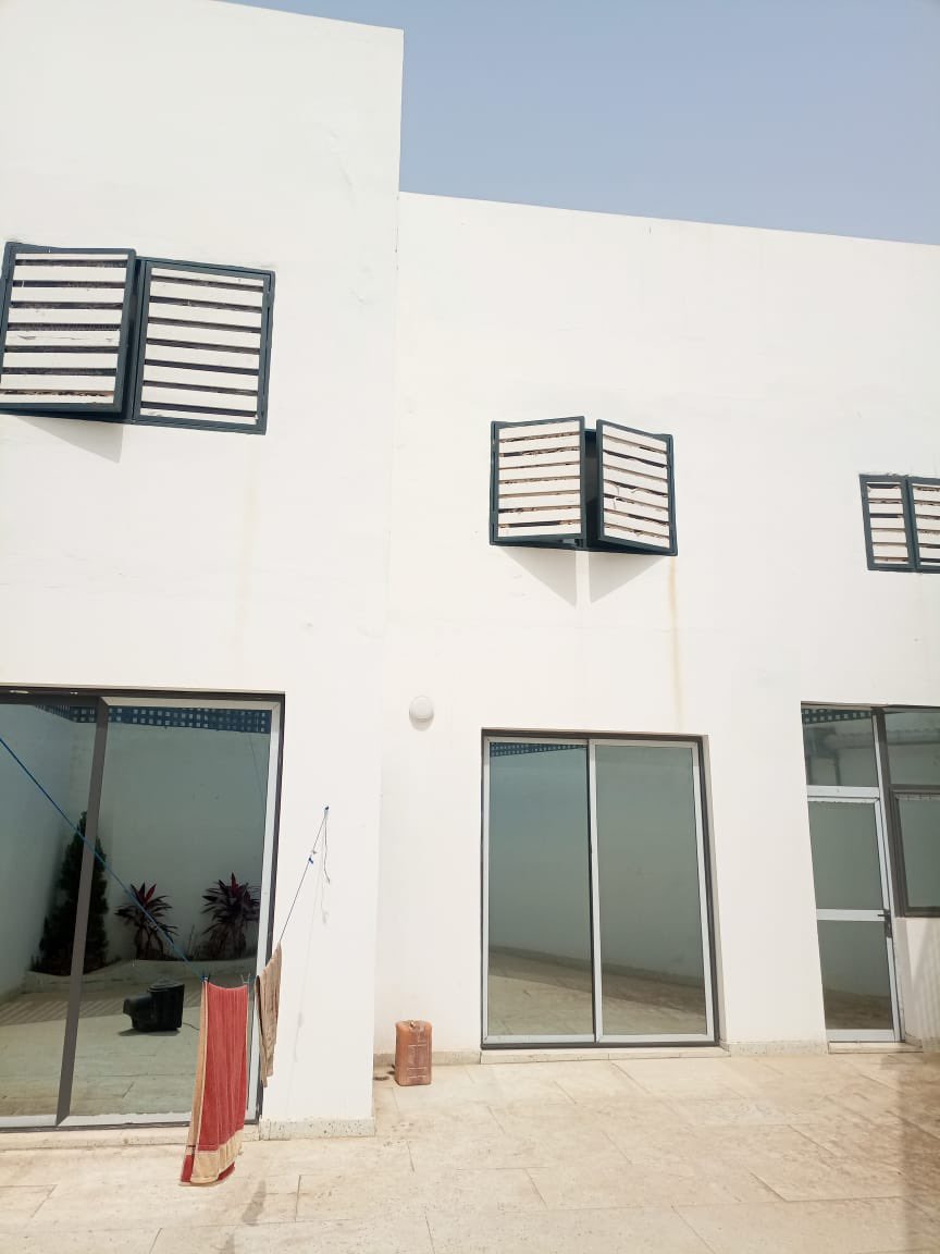 AliouneMr's tweet photo. Cité Horizon VDN Villa R+1, 4 Chambres Salon Cuisine Garage, Tout Climatisé, Placards Dans Chaque Chambre 3 Salles de Bain et un Toilette Visiteurs. Prix :1.200.000f/Merci WhatsApp.+221.77.688.07.95.🇸🇳👉 https://t.co/JfscjtSWKd