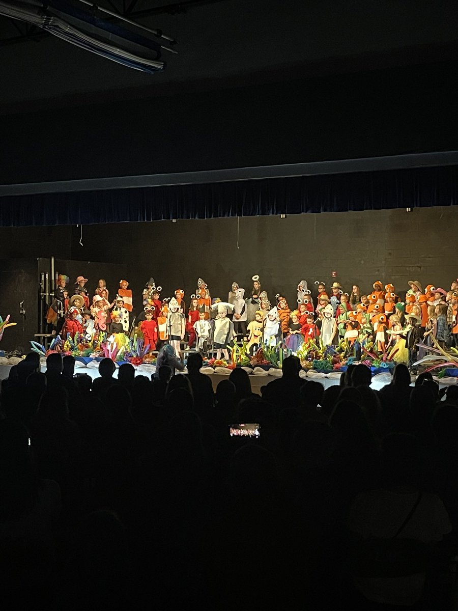 Lone Jack Elementary tweet media