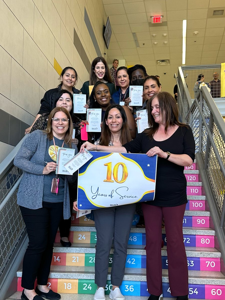 GWTruett's tweet photo. Celebrating our Truett's Team years of service! We were pinned! Our years range in different increments but our dedication is infinite! Here's to many more years! Thank you @TeamDallasISD! @ACEDallasISD @PrincipalBernal @DanforDISD #tigertough #fivetonineteen https://t.co/lFD4awkokI