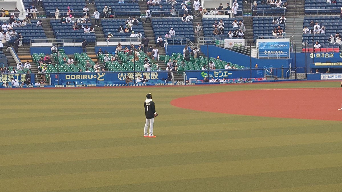 takasatoMA's tweet photo. 昨日はラストZOZOマリンでした。
声出し応援はやはりサイコーの雰囲気ですね。今後はエスコンで観戦できるので、楽しみです⚾ https://t.co/Hrxtk5C4ep