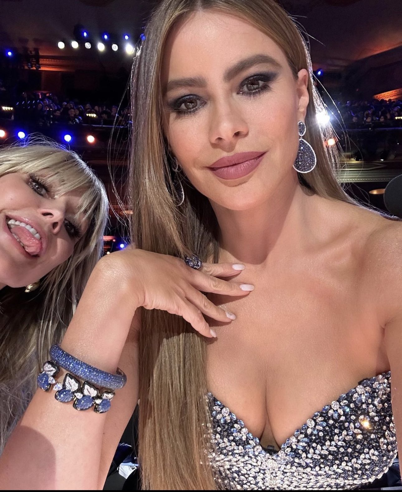 Sofia Vergara on X: 8th day of #agt auditions and its getting crazier and  crazier!! @heidiklum @nicolerosejewelry @xivkarats @davidwebbjewels  @jaredlehrjewelry  / X