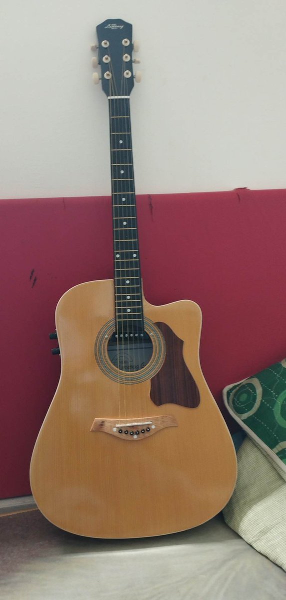 AsmuloFranco's tweet photo. My Son.Guitar https://t.co/ZmaFHoJe6v