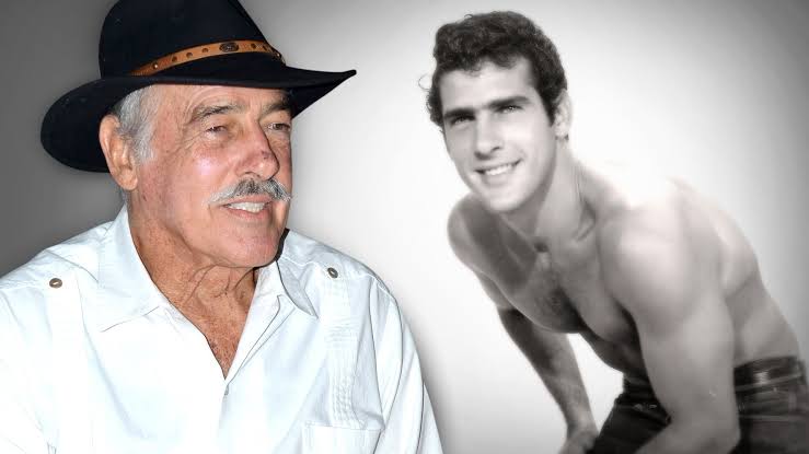 angeloroay's tweet photo. Muere el Actor Andrés García Q.E.P.D.

Eras grande "maestro".. https://t.co/mayQydiU8k