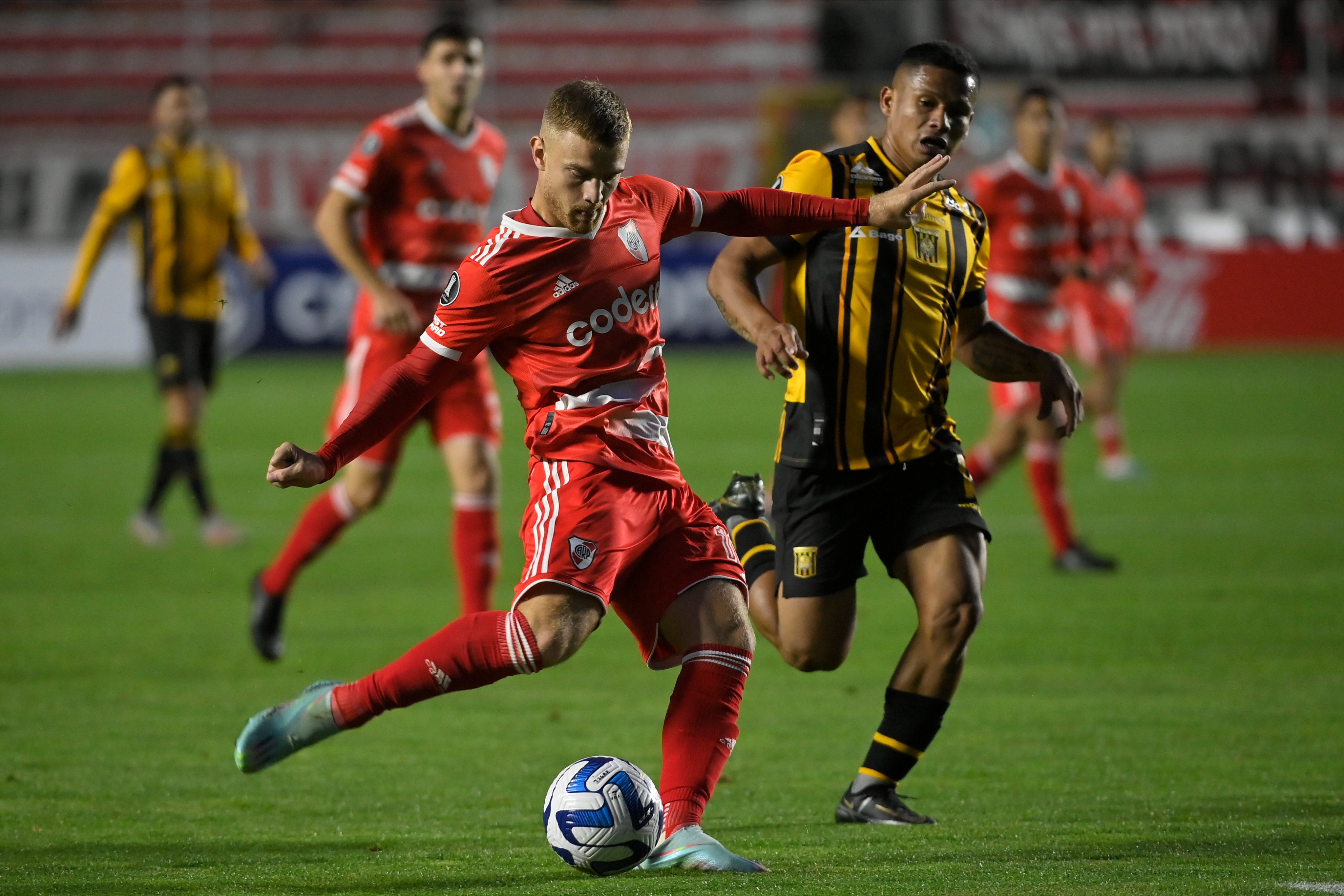 The strongest vs river plate