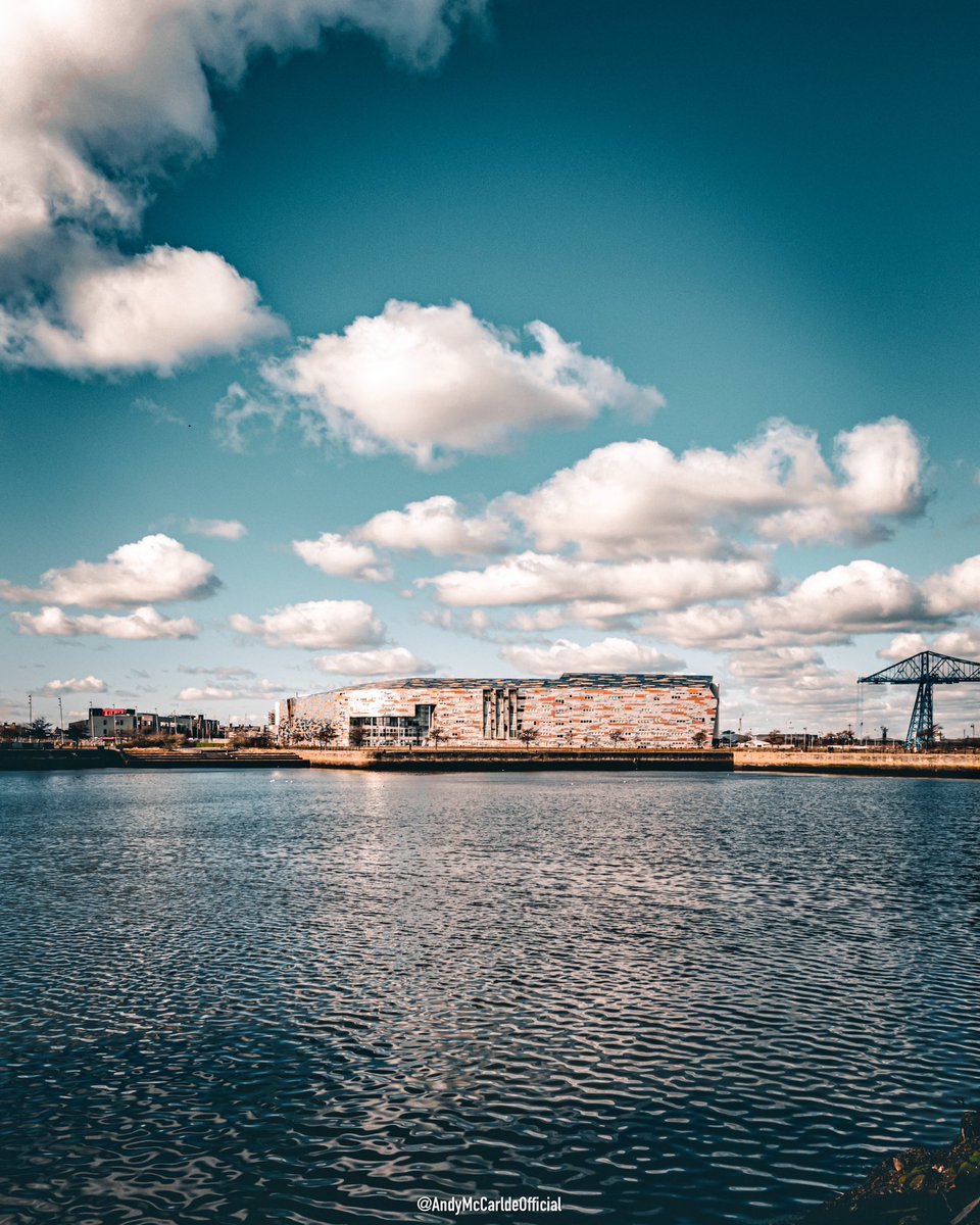 AndyMcCOfficial's tweet photo. #MiddlesbroughCollege #teesside #modernarchitecture #Middlesbrough #beautifulboro @TeessideLive https://t.co/6fMHZhrmBS