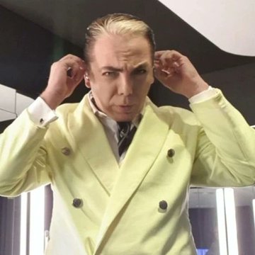 Hola <a href="/Vale975/">Vale 975</a> los saludo y dejo mi voto para #CristianCastro con #Miranda con su canción
#Prisionero ✨ para que sigan subiendo en el #RankingVale
Muchas gracias!! 🤗🥰