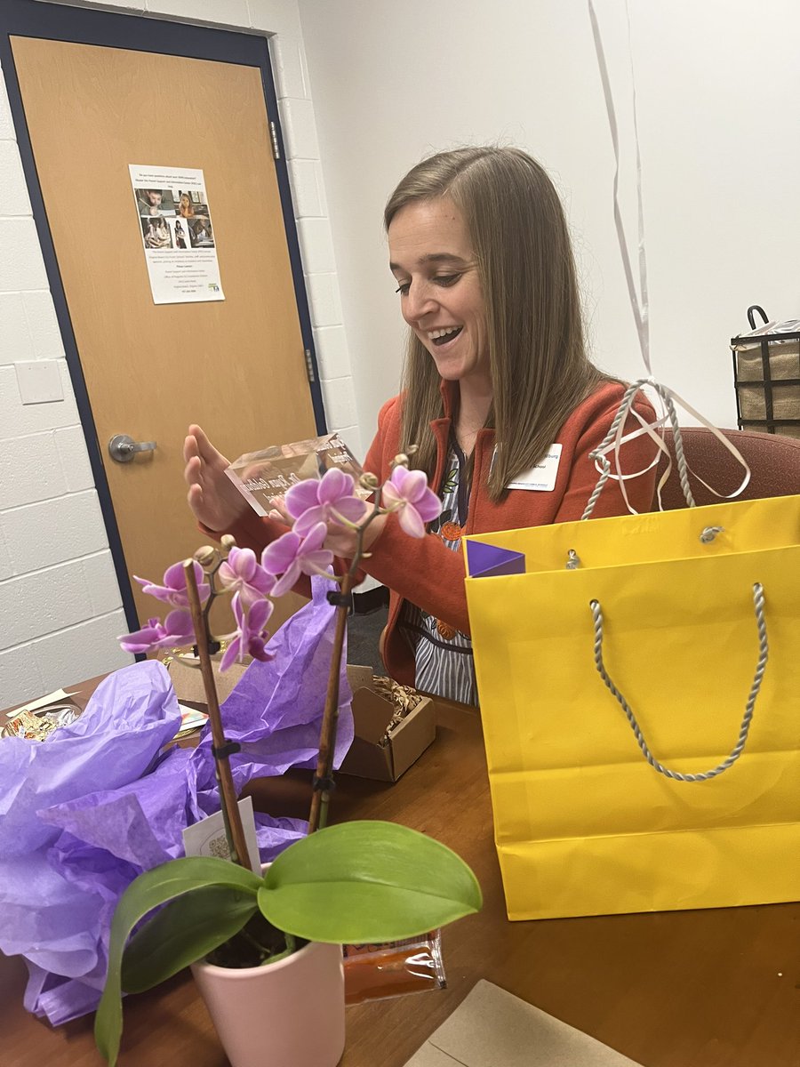 Stephanie Lopez tweet media