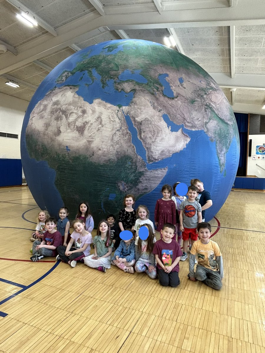 mrsbrowningsk's tweet image. Thanks Tisdale PTO for being us this awesome experience!  We learned all about this beautiful planet we live on! 🌎 @TisdaleSchool #TeachingForUnderstanding