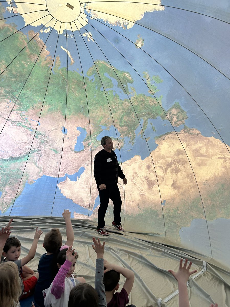 mrsbrowningsk's tweet image. Thanks Tisdale PTO for being us this awesome experience!  We learned all about this beautiful planet we live on! 🌎 @TisdaleSchool #TeachingForUnderstanding