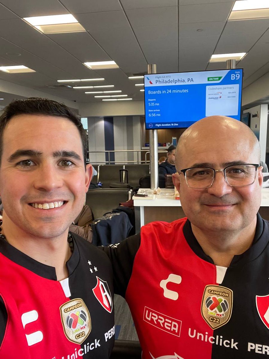 OMZEGROUP's tweet photo. Desde Boston presentes para apoyar a @AtlasFC esta noche tenemos que ganar !!! #RojiNegros @AtlasFC_en https://t.co/lVpF1WKARs