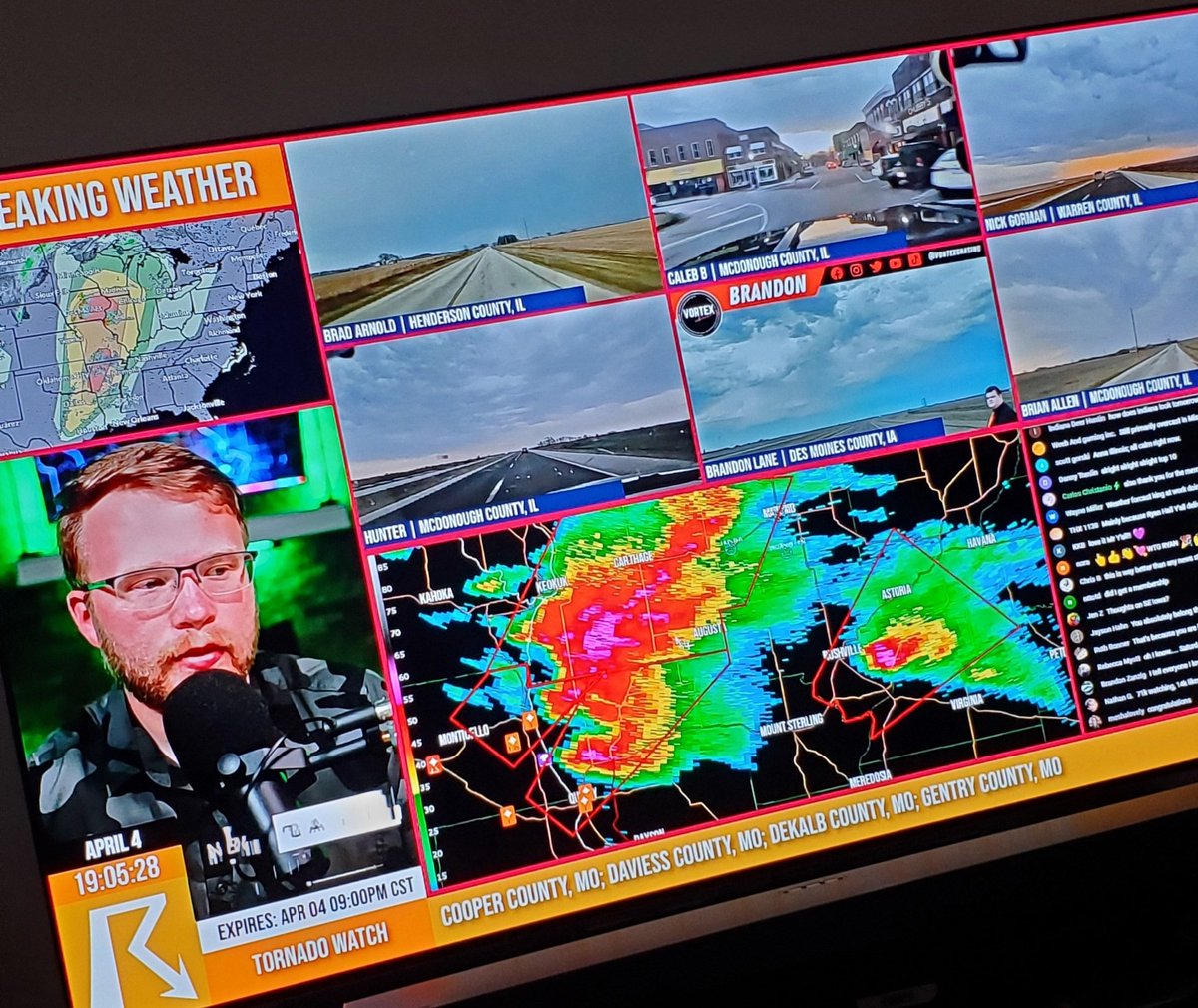justaweebtrash's tweet photo. Tell me you have besties across the US without telling me you have besties across the US.
@ryanhallyall on the TV and my phone ready to smack the besties on discord if I hear #tornado and their area. I'm the #MomFriend it's what I do ππ€·ββοΈ https://t.co/DIrJH3U2Sy