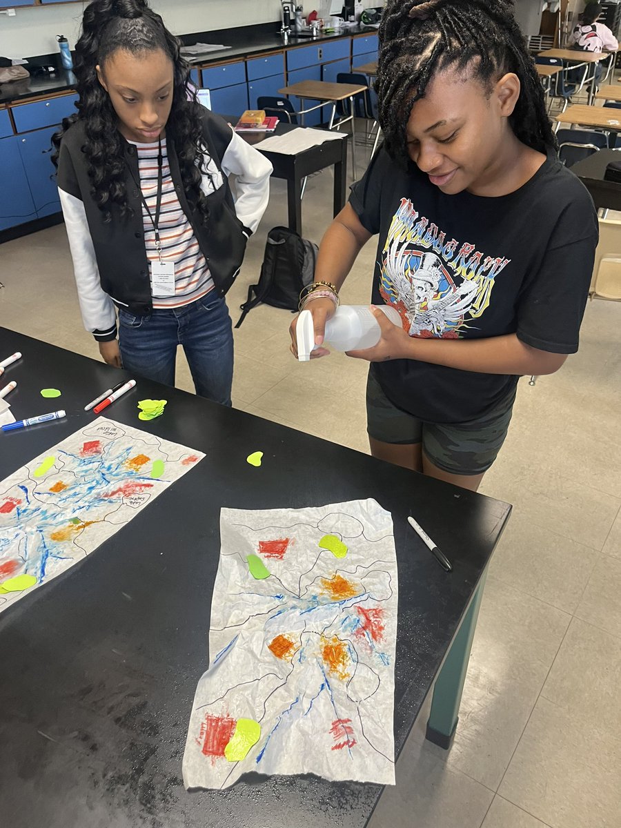 ms. sopher 👩🏽‍🔬 tweet media