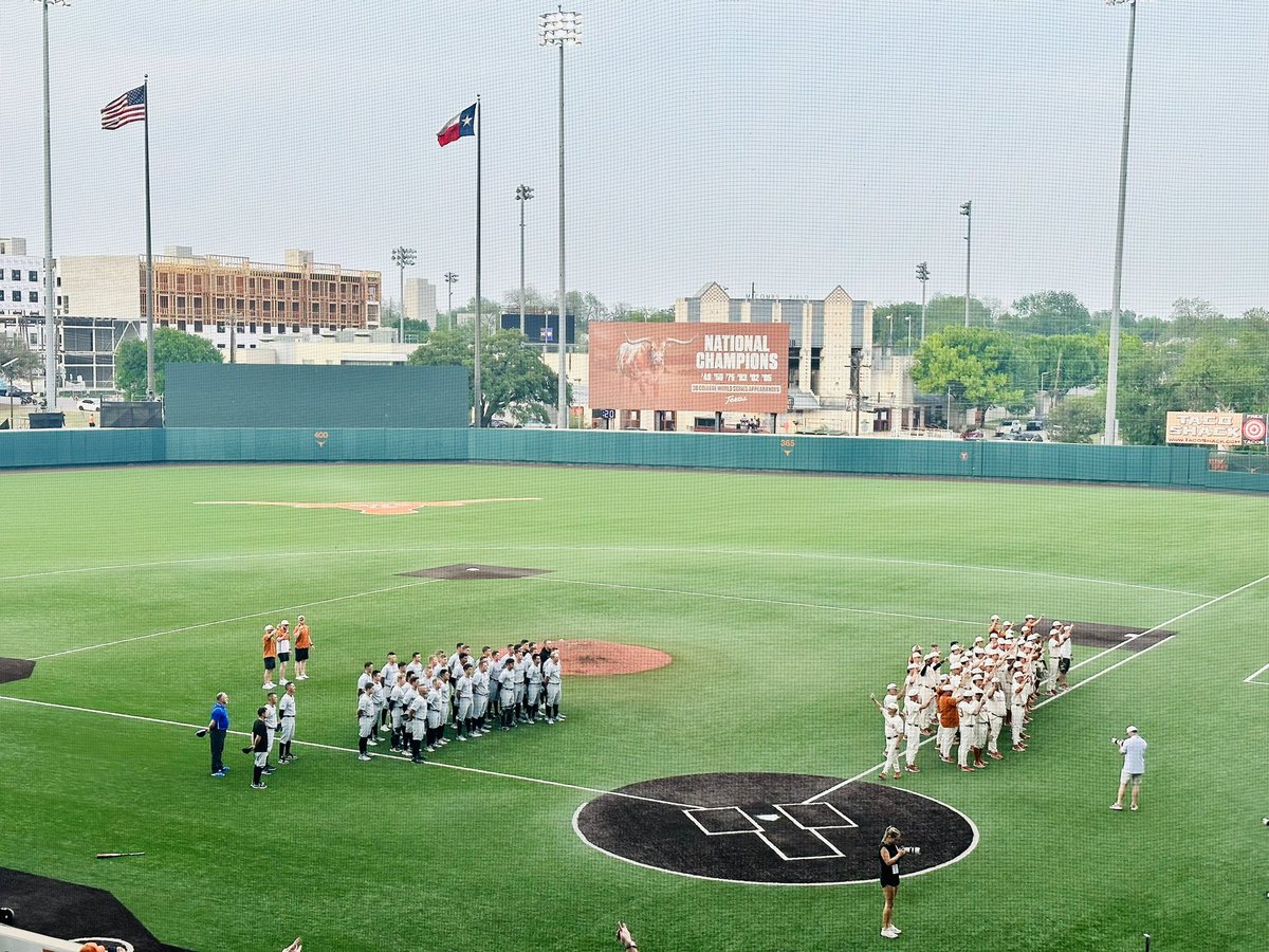 TexasFancyBoots's tweet photo. Chants of U-S-A! ring through The Disch as the home crowd applauds @AF_Baseball

Handshakes for all, and again, ALL CLASS from AF as they stand behind Texas for the Eyes.

CAN WE PLEASE MAKE THIS AN ANNUAL SERIES? 🥹

I am FOREVER an Air Force fan! 🤘🦅

#HookEm x #AimHigh https://t.co/PCEUdYlgr2