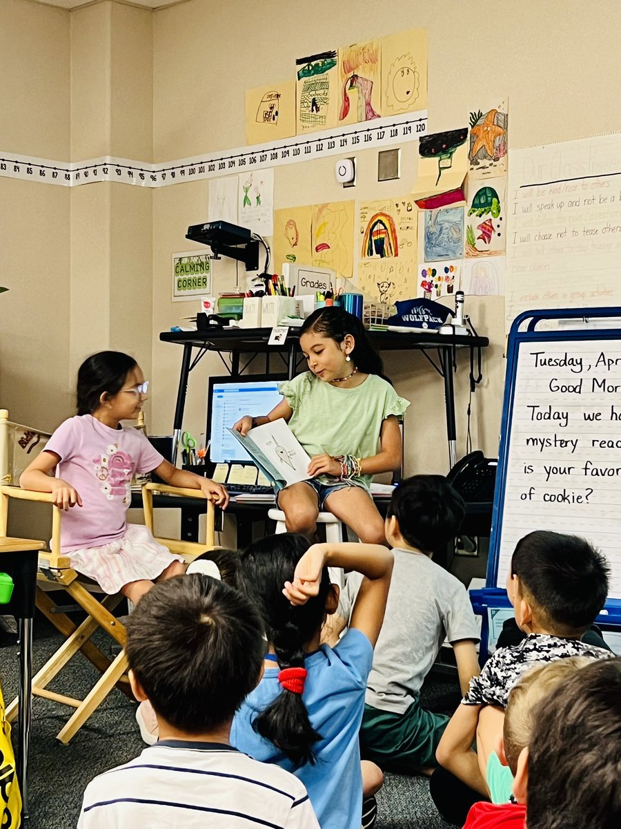ECurdes's tweet photo. Today we had a mystery reader from 3rd grade!! What a special treat it was to have Claire’s sister Elise come read us 2 books!! @TWEHowl https://t.co/EvDV2lfR5b