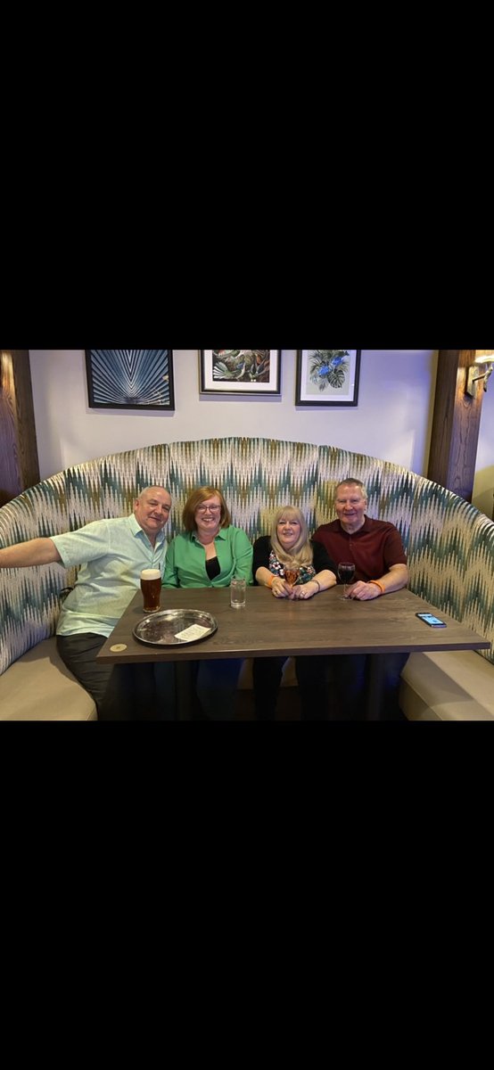doughty51's tweet photo. @PottersResort Having a drink or 3 with friends. Brilliant 😃 https://t.co/XpX2z1eWoG