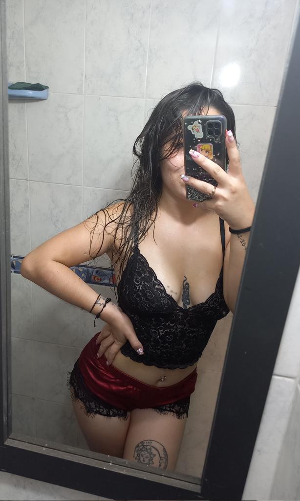 Julieth50769454's tweet photo. Martes pero a que costo 💜❤️‍🔥😈🙈🌺 https://t.co/zRf1fR9CaK
