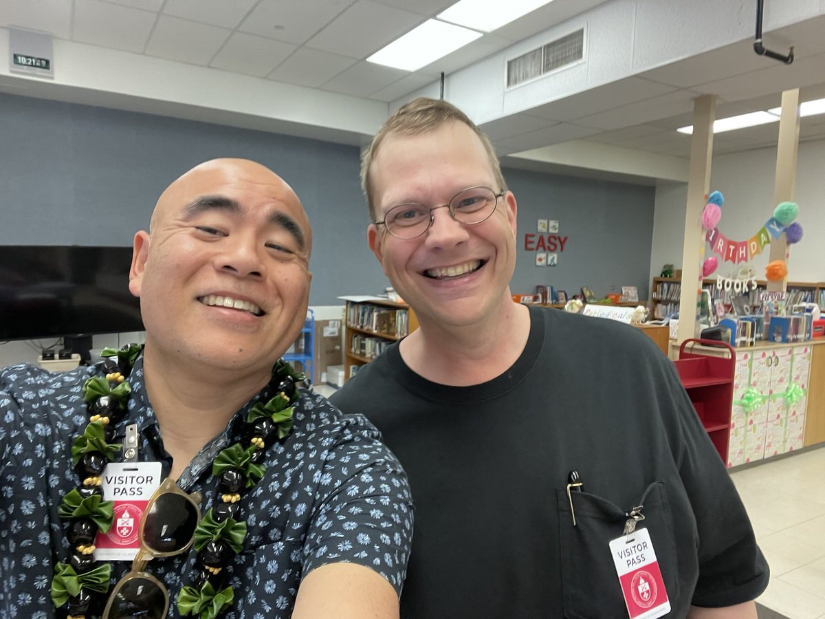 When you fly 5 hours to speak at a school in Hawaii and run into fellow author friend <a href="/SteveLight/">SteveLight</a> who flew 11