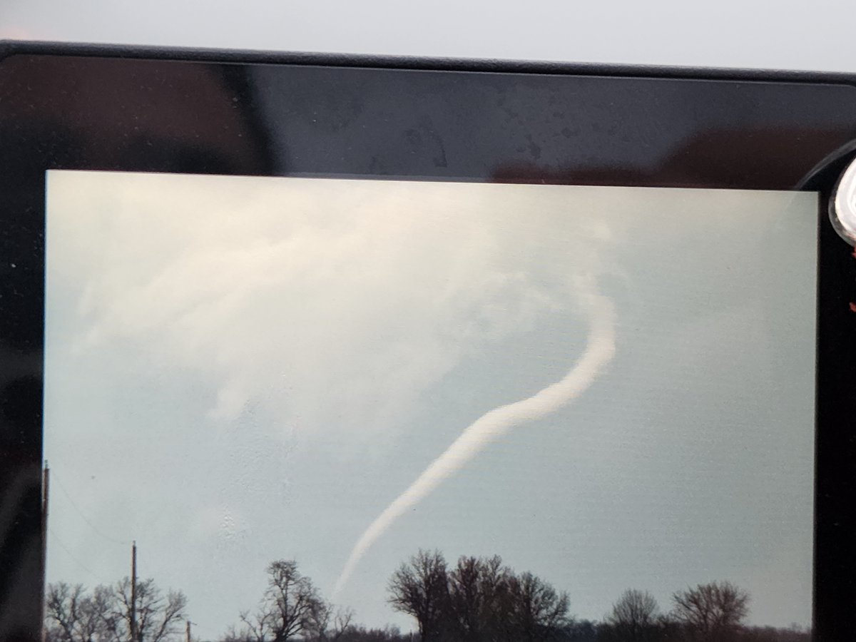 Gorgeous tornado minutes ago. #IAwx