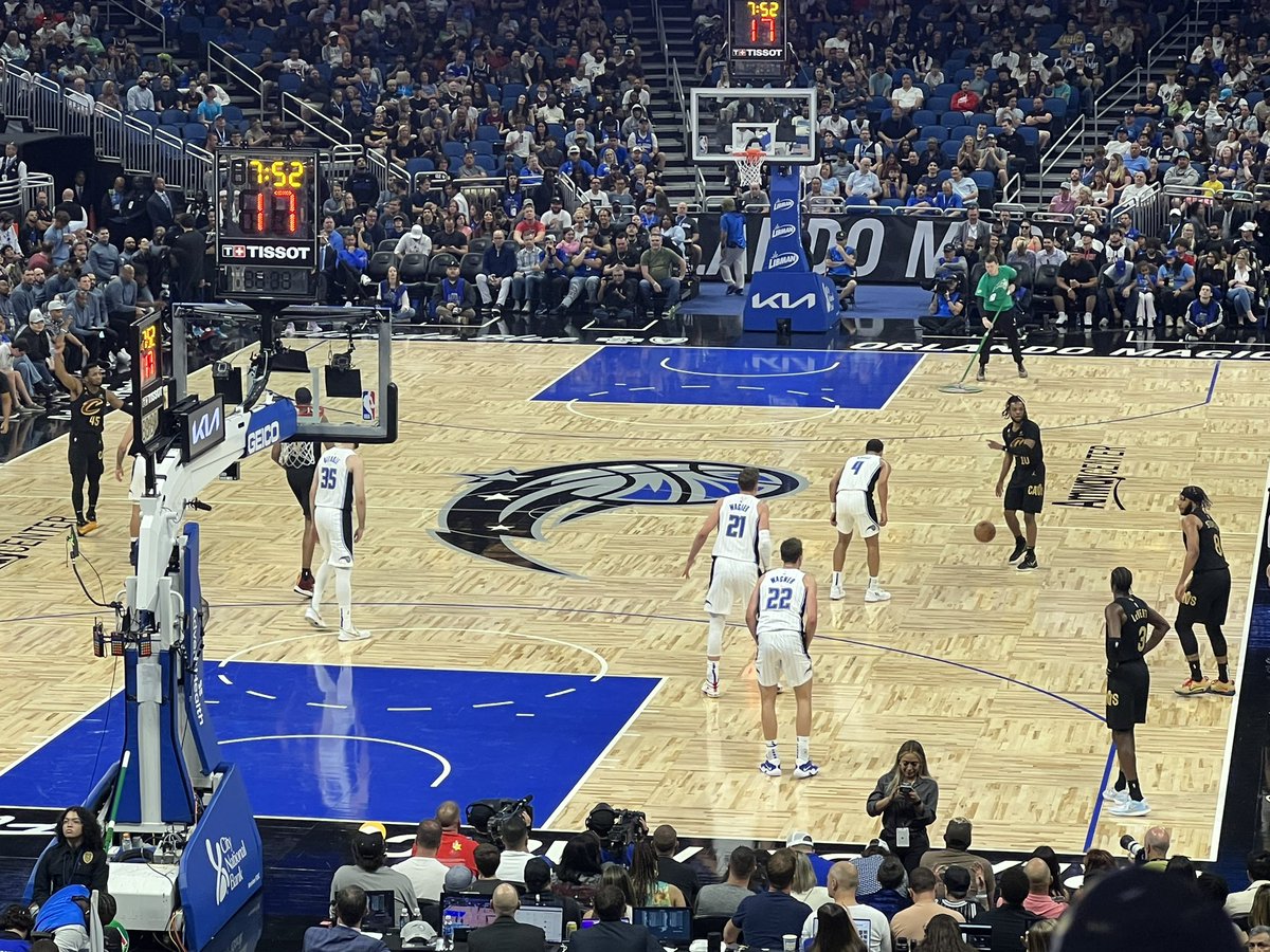 DelisPete's tweet photo. Cavs vs Magic https://t.co/3W925JzSie