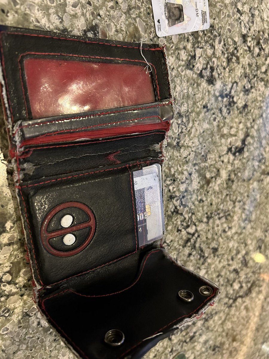 crvannorman's tweet photo. @VancityReynolds Hey just wondering when is my wallet going to regenerate?I’ve been waiting a while and still nothing yet. 🤷🏽‍♂️ https://t.co/3A9ZBCUNRQ