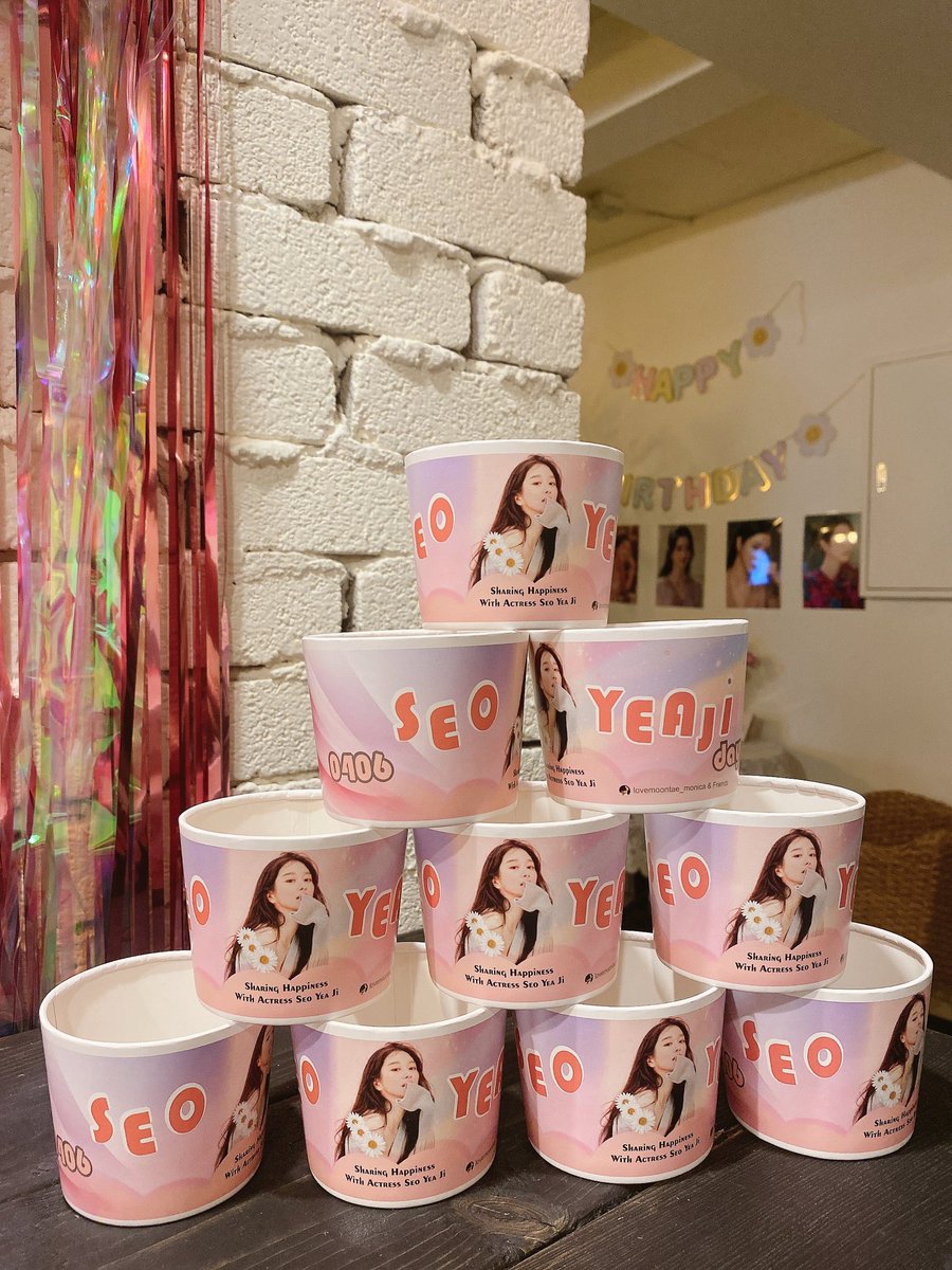 lovemoontae_moo's tweet image. 🌸 Start from TODAY🌸
Sharing Happiness with Actress Seo YeaJi 💞
@hongdaecafe333

🗓️ 5-7 April 2023
11.00 - 21.00
11.00 - 18.00 (LAST DAY)

Hastag :
#seoyeaji #happyyeajiday #cupsleeveevent  #SharringHappinessWithSeoyeaji 
#seoyeajihongdaecafe333
#서예지와함께행복나누기 #서예지