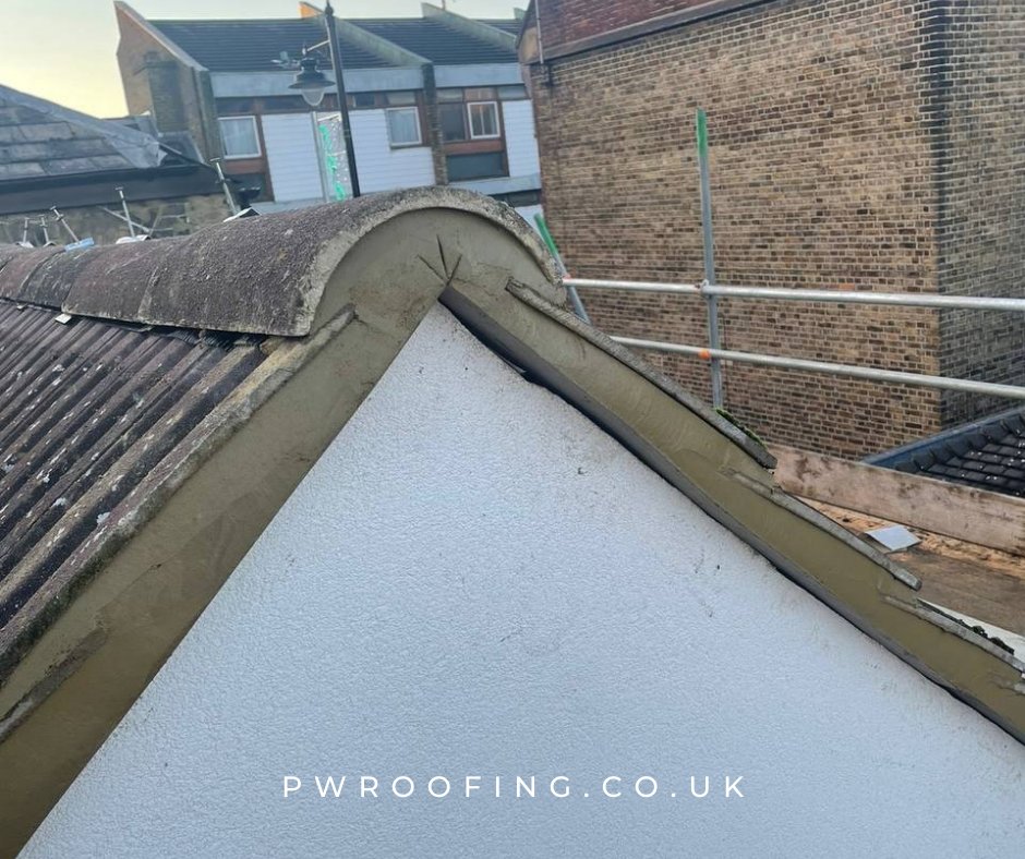 pw_roofing's tweet image. Get the peace of mind you deserve with our quality roofing solutions. We use only the best materials and techniques to ensure a long-lasting and durable roof for your home. Call Paddock Wood Roofing today to get started!

#roofingproblems #roofers #roofrepairs