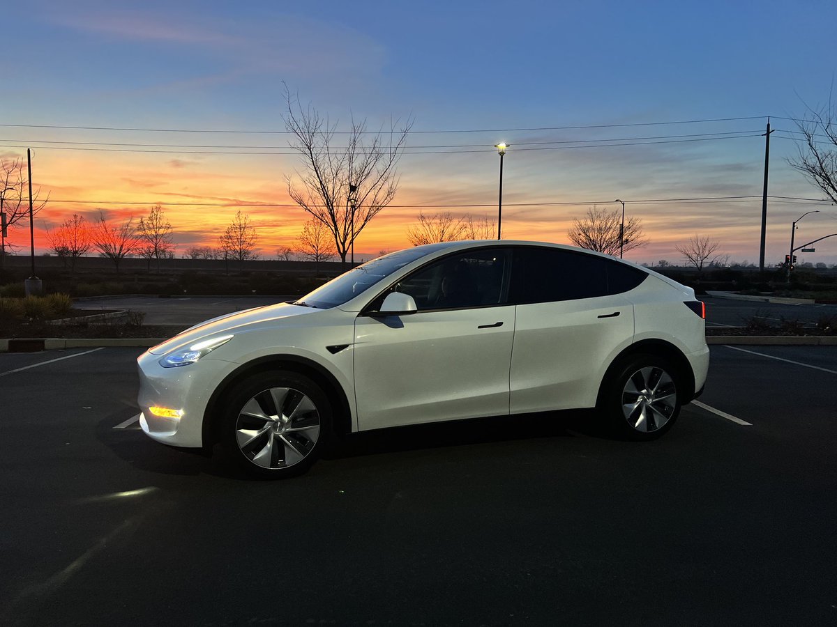 gradientdecent's tweet image. Tesla Earth Day Contest 2023 #tesla #electricvehicle #modely