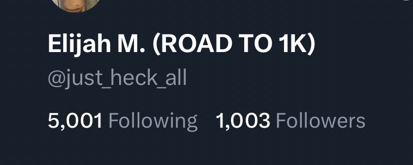 EliFromNYC's tweet photo. I DID IT!!!! 😭😭😭 Thank you all 😭😭😭 #1kcomplete #sohappy #gratefultoall #roadto2knext https://t.co/hVo0tMw5jP
