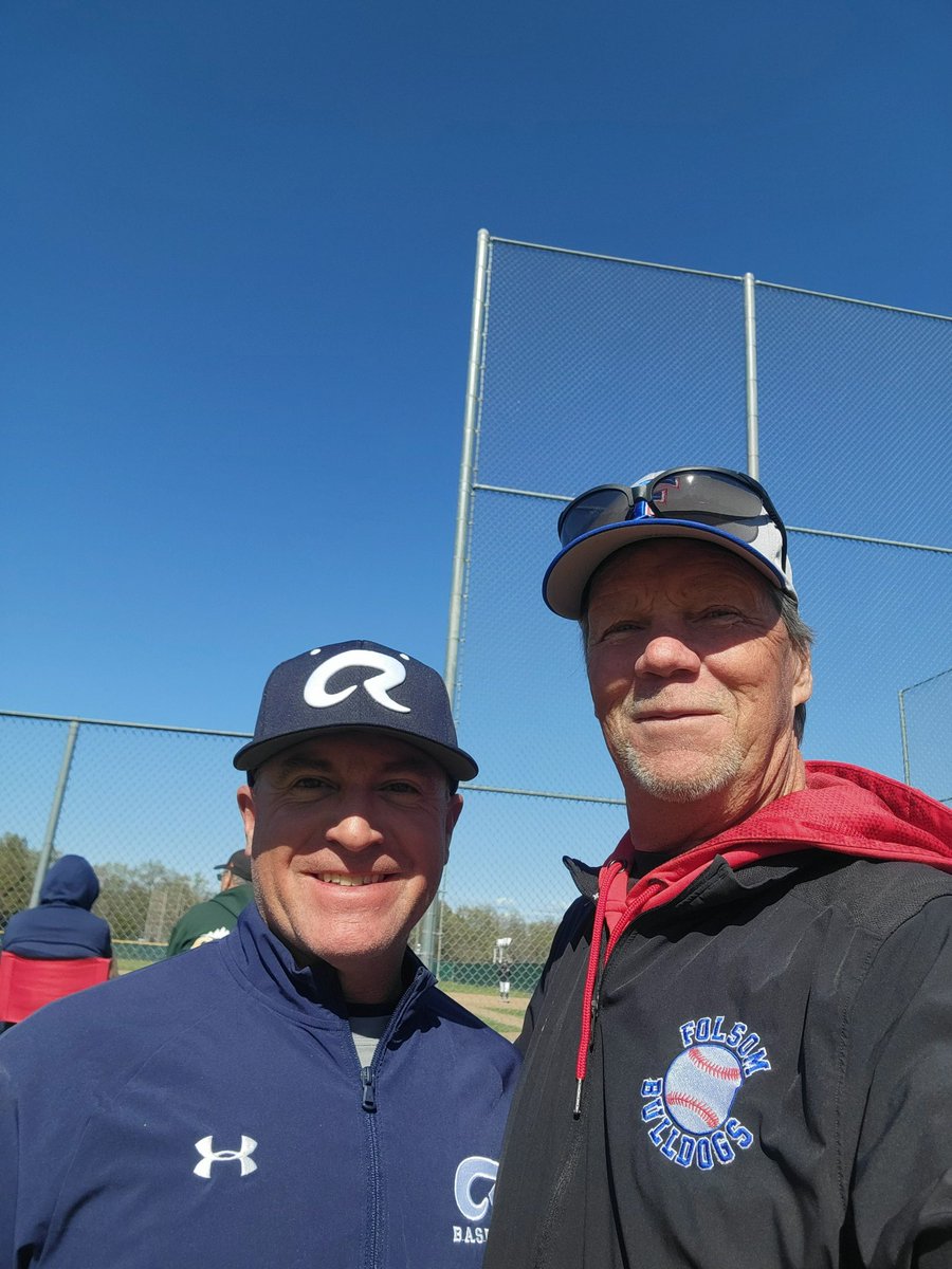 tuppered4's tweet photo. @FatherOf4Lunas Was hanging out with coach Panko at the yard today. Telling stories. Life is good. https://t.co/SNgWwN82Ee