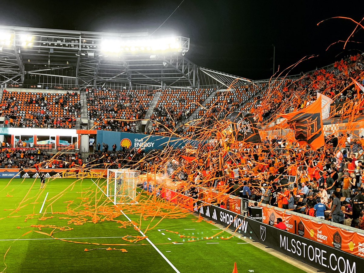 under the bright lights and streamers 🧡

can’t wait to #HoldItDown this saturday