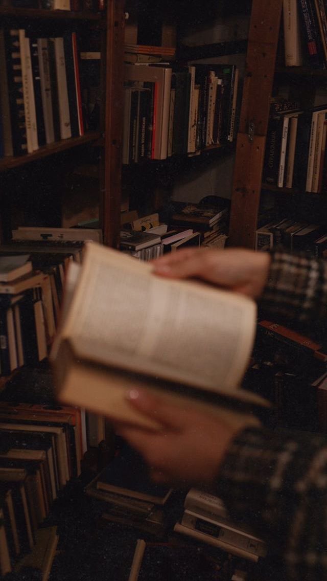 ilybeah's tweet photo. !Danthur au¡

Após os esforços de Joui e de Kaiser, Arthur consegue falar com Dante 

Ou 

Dante acha fofo a forma envergonhada que o Cervero fica cada vez que tenta falar com ele. 

#Danthur #OShippParanormal https://t.co/IfbEyrwJWC