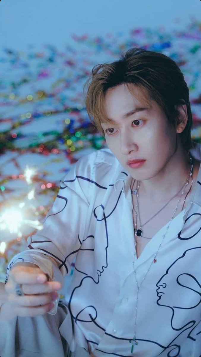 mayrin002's tweet photo. #HappyEunhyukDay 
#일단_사랑하는은혁이_생일
#EUNHYUK #은혁 @AllRiseSilver
Muchas felicidades a este niño hermoso 🎊🎉 https://t.co/o8z4gIvYL2