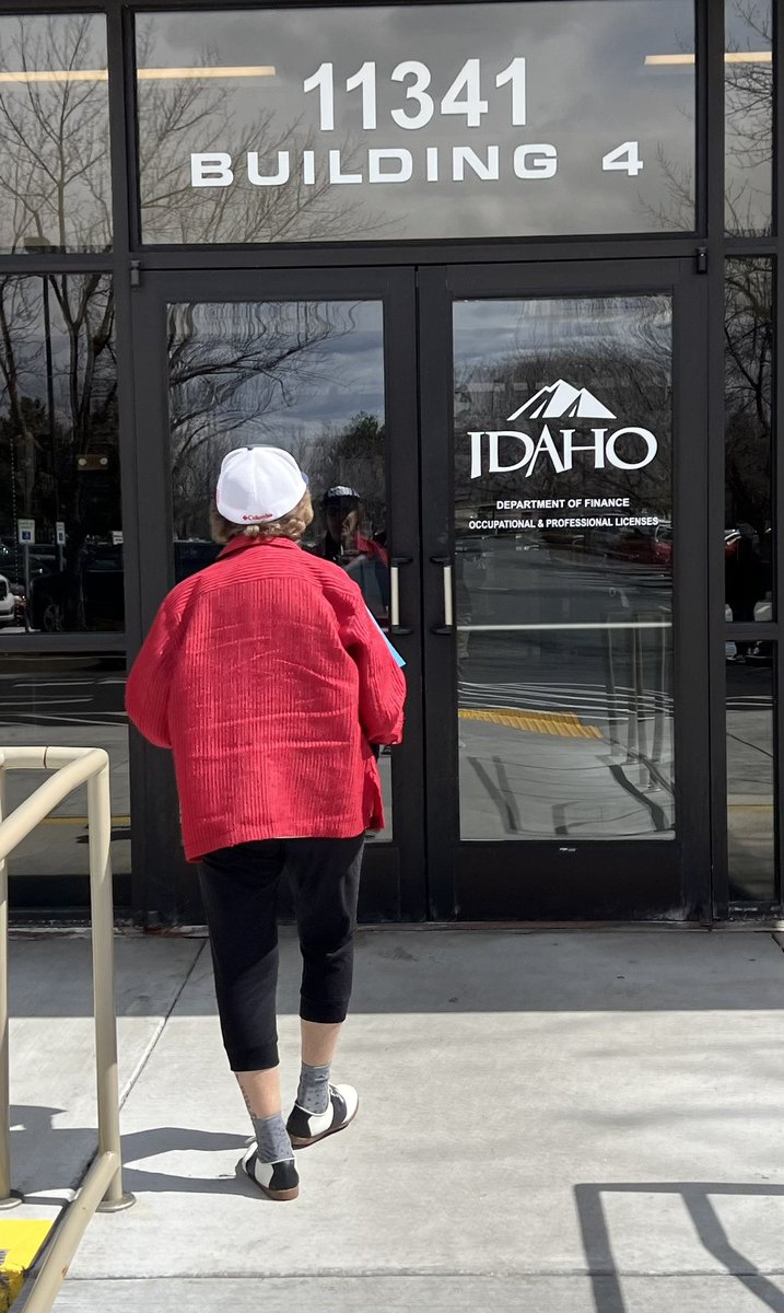 jen_kapela's tweet photo. Grandma Lila working hard today!! In-Person visit to the Idaho AG Finance office! 💪🇺🇸$MMTLP #FINRAKNEW @MikeCrapo @RepRussFulcher @SenatorRisch @CongMikeSimpson https://t.co/Pk55xKcp3w