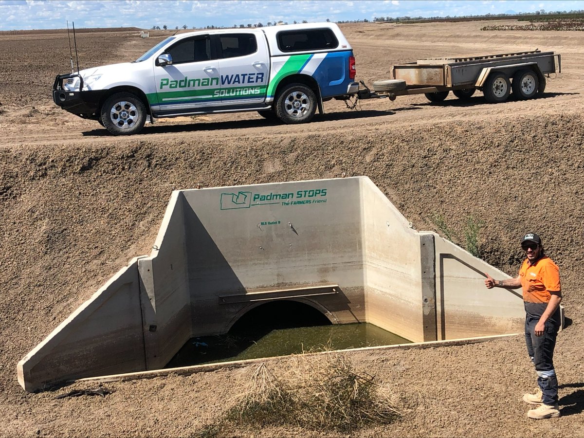 PadmanStops's tweet image. Josh and Jay are having a great time on-farm in Northern NSW this week. Give them a toot if you see the car on the road 📢

#padmanstops #thefarmersfriend #cottonirrigation