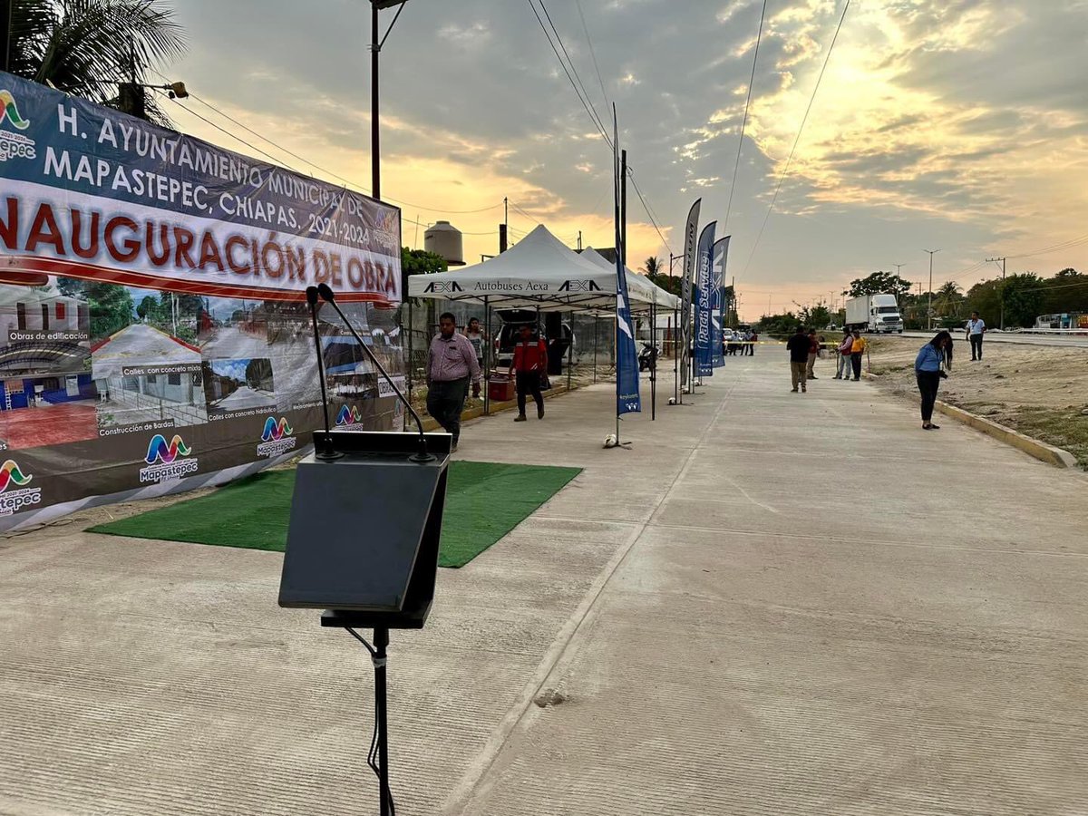 AutobusesAexa's tweet photo. Inauguración de la mejora urbana de la calle 29 Oriente en Mapastepec, en conjunto con el H. ayuntamiento municipal de Mapastepec, Chiapas.

#orgullosodemisraices https://t.co/53vWjHvXtQ