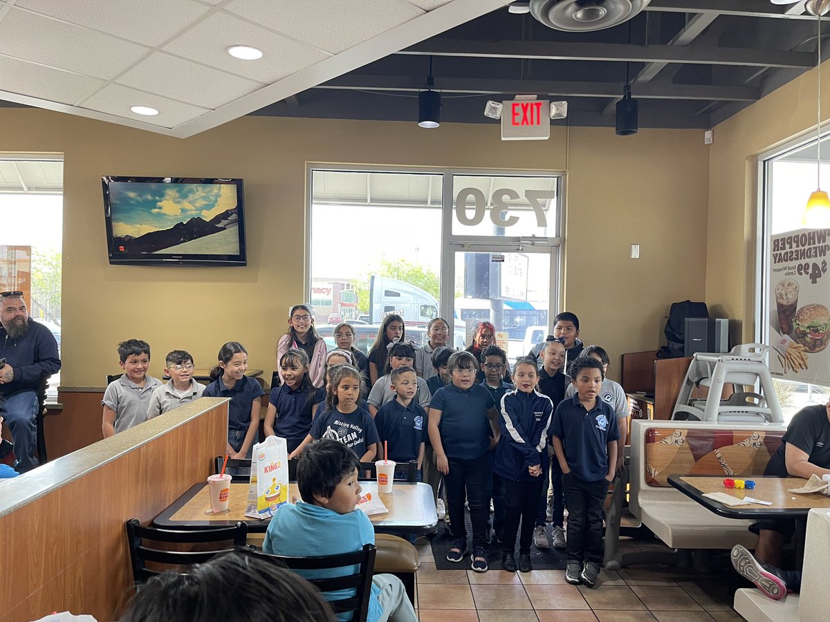 Great turn out for our Burger King night. So proud of our choir and dance kids. @MissionValleyES  #BurgerKing #PartnersinEducation  #ElementaryChoirandDance