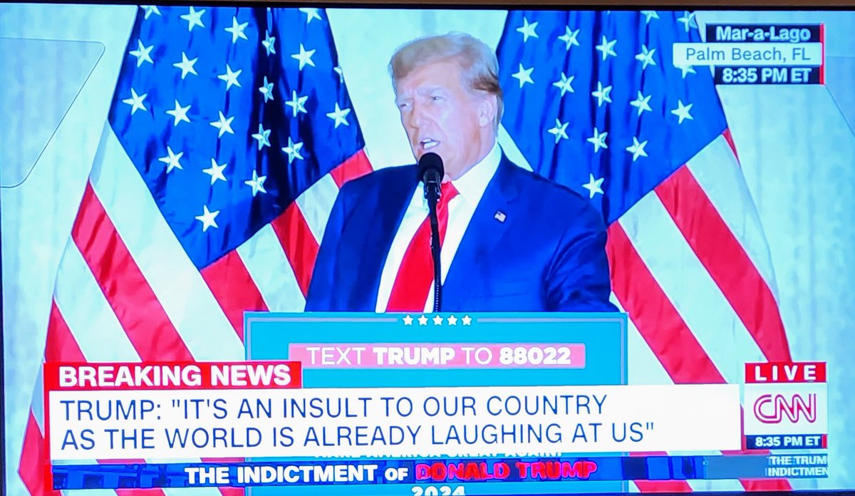 DanielAlpert's tweet photo. The country is done with the stream of delusional garbage from this demented lunatic.
No groundswell of crazies in NY today, and the peaNUT gallery stuffing themselves on his free drinks and pigs-in-a-blanket at Mar-a-Loco this evening are a truly pathetic bunch.
#StopCovering https://t.co/8ok9JBffXE