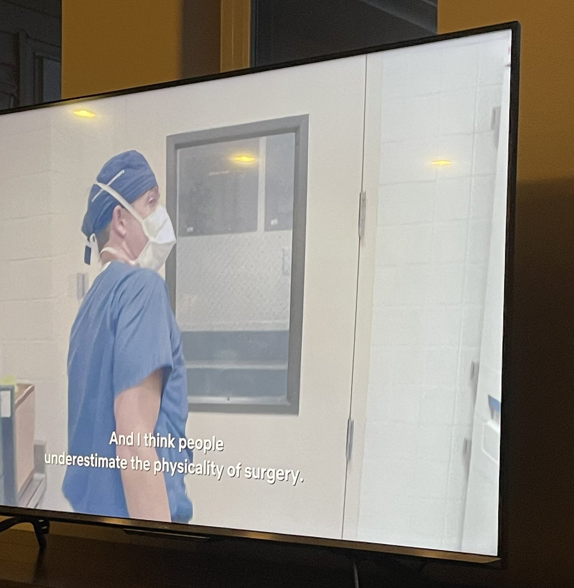 #SurgErgo has made primetime! Was 👀 Emergency NYC on @netflix and a neurosurgeon commented on the “physicality” of surgery and used a massager in his office. @SurgErgonomics @SocSurgErgo @pihaigh @TaraCohenPhD @dramypark