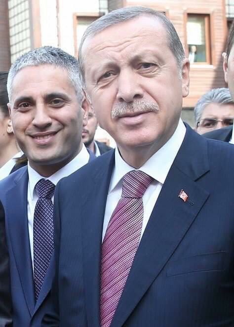 Sevgili Cumhurbaşkanım <a href="/RTErdogan/">Recep Tayyip Erdoğan</a> 
#uzmanÇavuş arkadaşlarımıza ilgi gösterip ve Sn <a href="/BY/">Binali Yıldırım</a> Abimizi görevlendirdiğiniz için size tüm ailelerin, eşlerinin, çocuklarının ve dahi milletimizin hepsinin ayrı ayrı dualarını ve selamlarını iletir o mübarek ellerinizden öpüyorum. 🥰