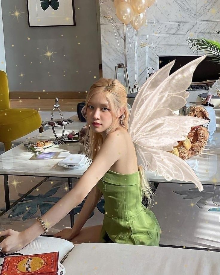 สวัสดีวันพุธ 🍀
มีแต่ความุสุข พบเจอแต่ผู้คนใจดี ยิ้มได้เยอะเยอะ ได้กินของอร่อย ไม่มีเรื่องที่ทำให้ทุกข์ใจนะคะคนเก่ง 💚🪴🌵🌴🌳🌲🏞️🏜️