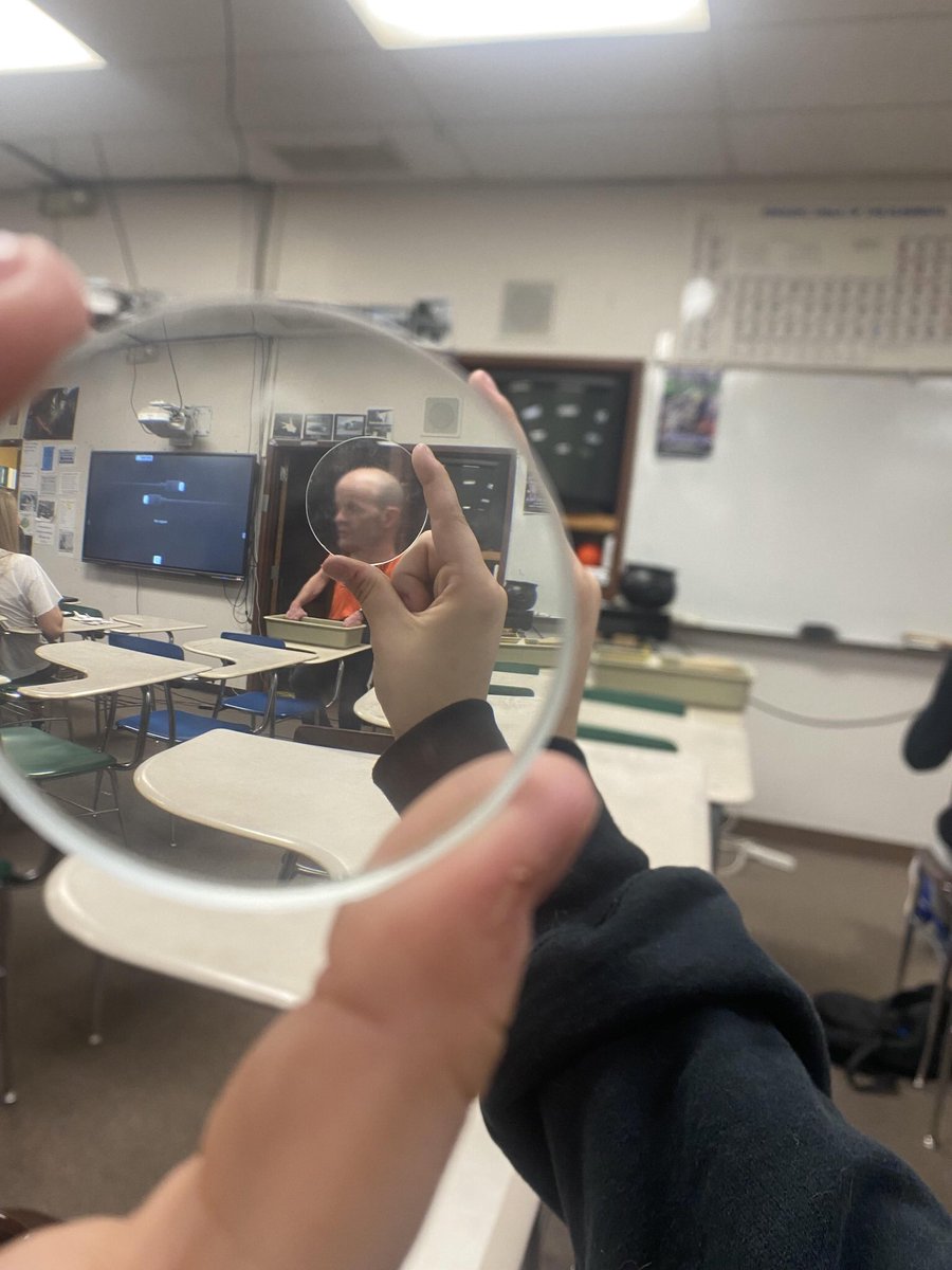 j_mcilmoil's tweet photo. Cool pics from lens exploration. https://t.co/G0qRy1IrAx