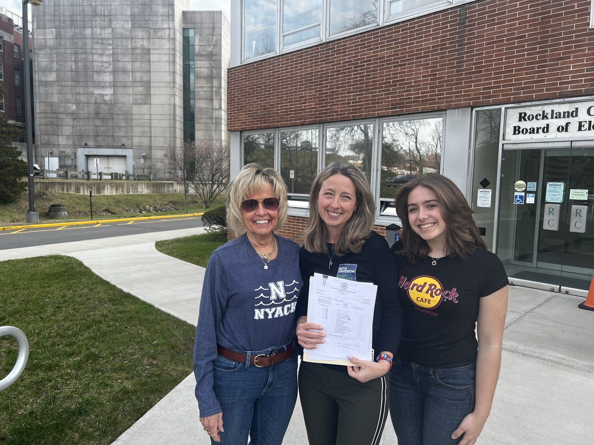 Beth4Congress tweet media