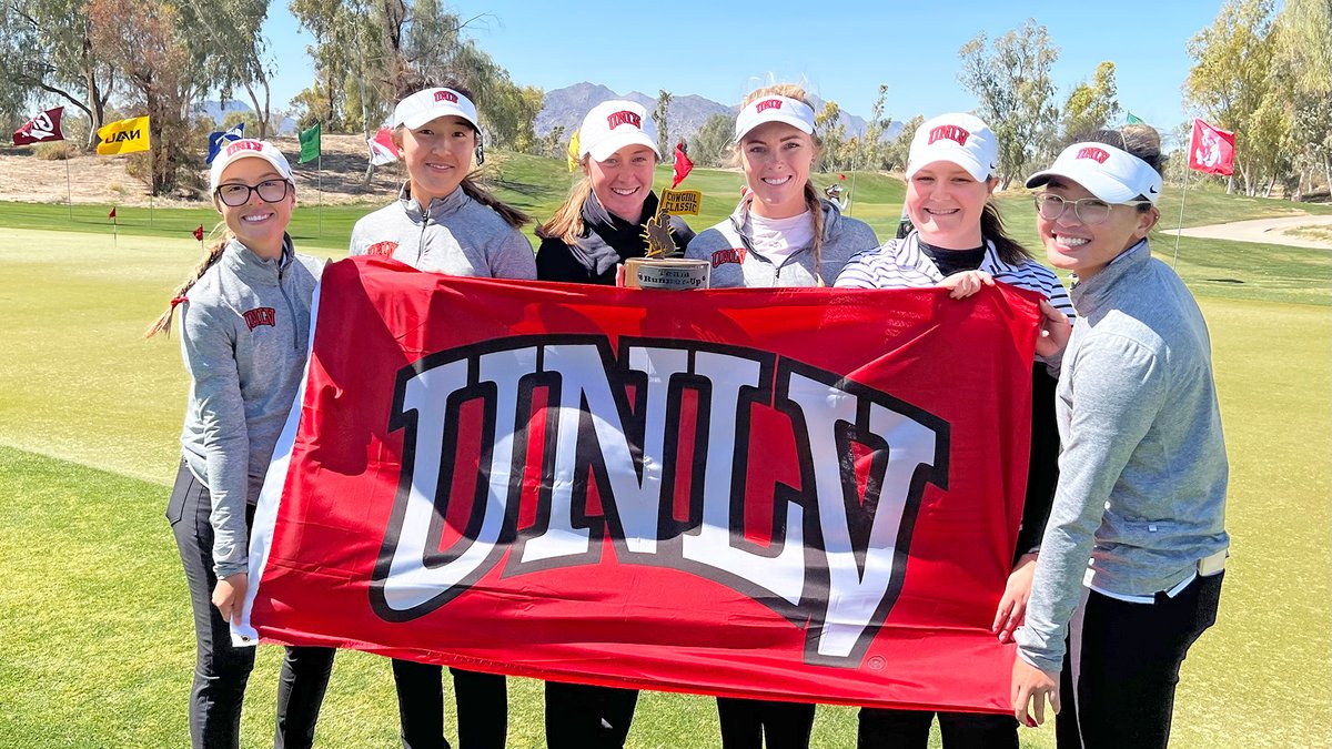 UNLVWGolf's tweet image. What a way to end the regular season at the Wyoming Cowgirl Classic‼️⛳️🤠

☑️Season-best 2nd-place team finish
 ☑ 6th straight outing with a 6th-place or higher finish
📰➡️ bit.ly/3m6yipk

#BEaREBEL #MakingHerMark #IMpossible