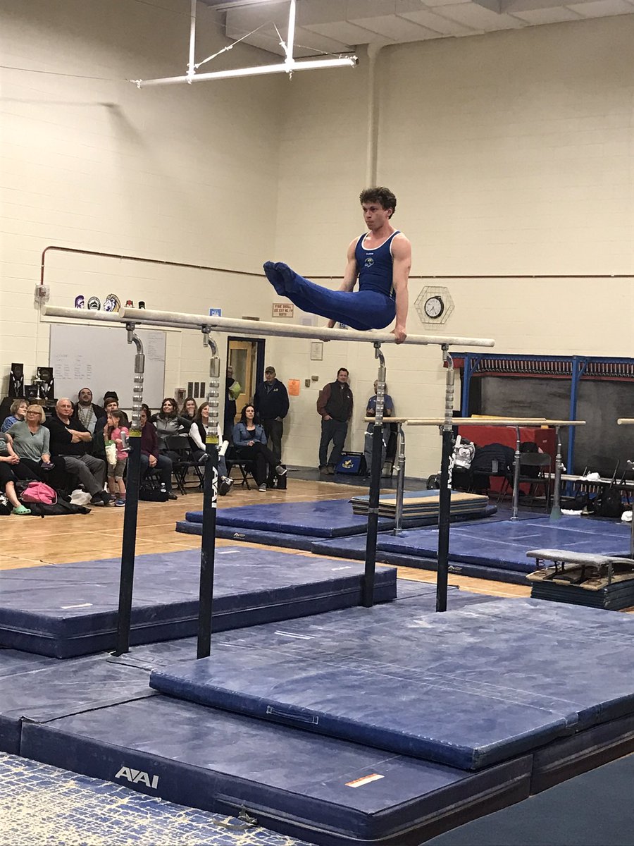LTHS_Athletics's tweet image. LT gymnastics takes on Glenbard West tonight in a WSC matchup.  LT wins at the varsity level 143.3-125.6.  LT also wins at the JV level 118.3-93.7.  Great meet gentlemen.