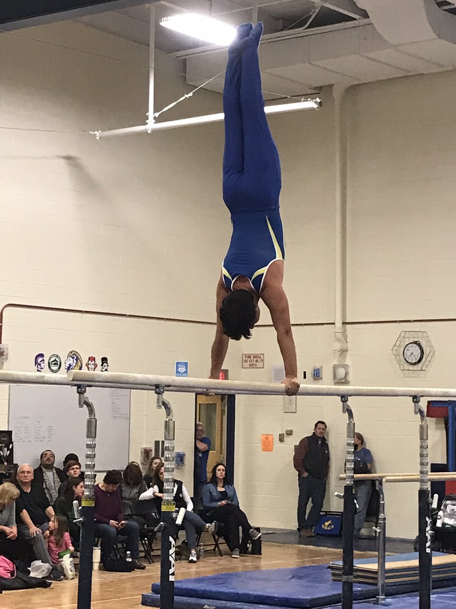 LTHS_Athletics's tweet image. LT gymnastics takes on Glenbard West tonight in a WSC matchup.  LT wins at the varsity level 143.3-125.6.  LT also wins at the JV level 118.3-93.7.  Great meet gentlemen.